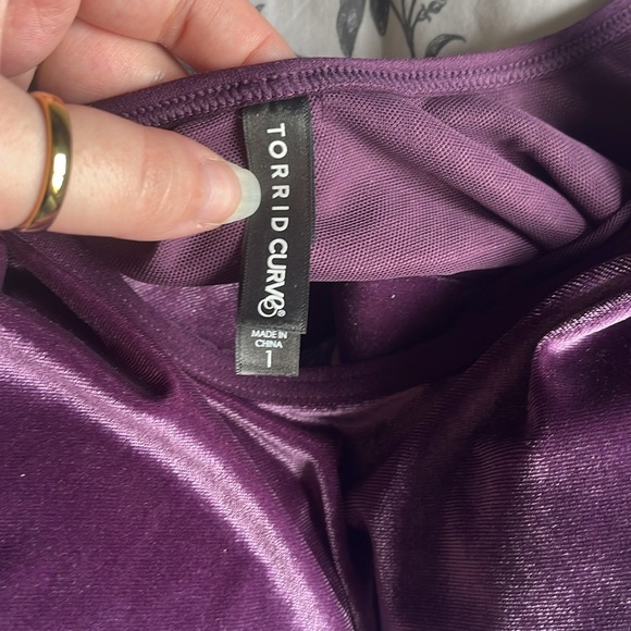 Torrid Lightly Lined Velour Scoop Bralette - Picture 2 of 4
